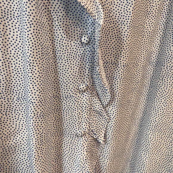 NWT Rolla's Lily Blouse Blue Micro Dot Print Ruffle Front Long Sleeve Size 12/L - Picture 4 of 7